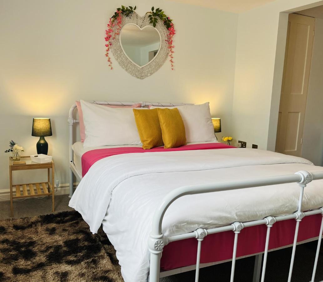 Beautiful Beachfront Retreat With A Stunning Sea View For The Ultimate Escape Away From The Busy World Below Herne Bay Ngoại thất bức ảnh